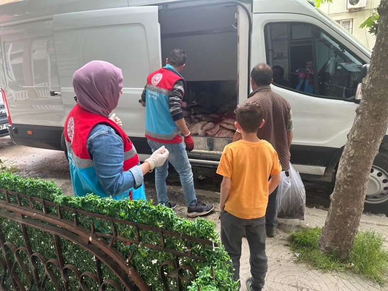 Türkeli’de Yasa Dışı Avlanan Kalkan Balıkları İhtiyaç Sahiplerine Ulaştırıldı
